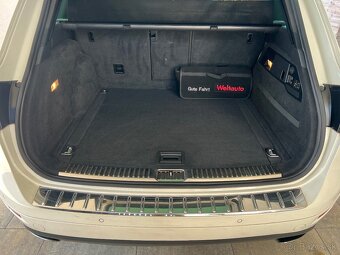 VW Touareg 4.2 TDI V8 250kW EXCLUSIVE Panorama ACC WEBASTO - 10
