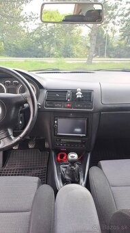 Golf 4 - 10