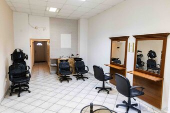 Na predaj lukratívny priestor v centre mesta Humenné - 10