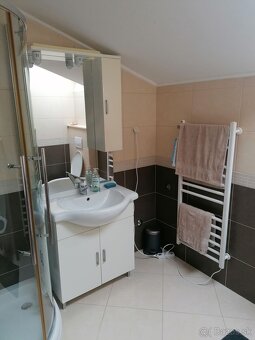 CHORVÁTSKO, Predám 4hviezdičkový mezonetový 4+kk apartmán - 10