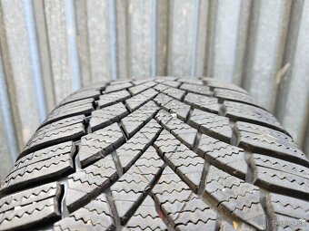 Originálna zimná sada VW - 5x112 r17 + 205/50 r17 93H - 10