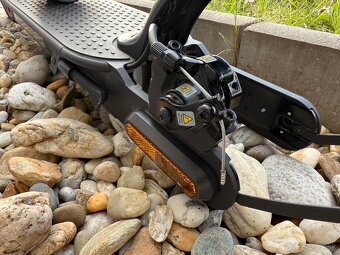 Xiaomi Mi Scooter Pro 2 – TOP stav, najazdené do 15km - 10