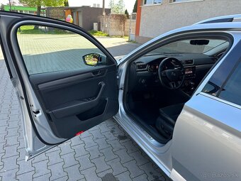 Škoda Superb Combi 2.0 TDI SCR Style DSG - 10