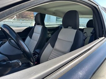Volvo C30 1.6D R-DESIGN - 10