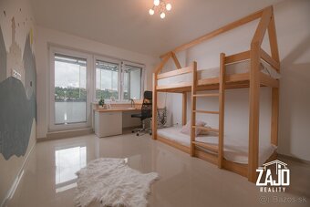 Moderný 3-izbový byt s dvomi loggiami a parkovaním v garáži - 10