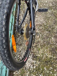 Predám Horský bicykel “SPECIALIZED” - 10