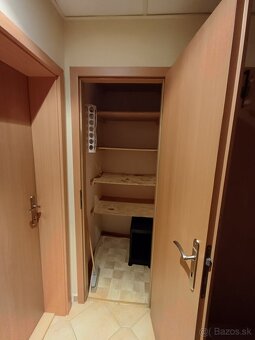 Prenájom 1,5 izbový byt Moldavská - 10