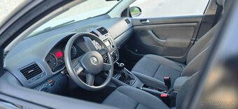 Volkswagen Golf V 1.9TDI - 10
