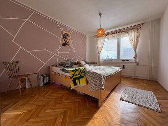 Na predaj: Veľký 3 ib v CENTRE + BALKON + ŠATNIK + ŠPAJZA + - 10