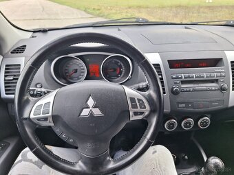 Mitsubishi outlander - 10