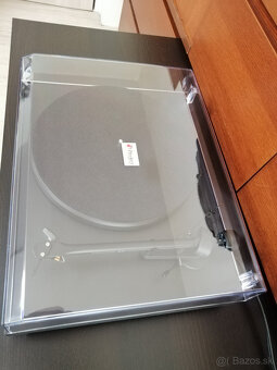PRO-JECT DEBUT III - HIFI gramofón - 10