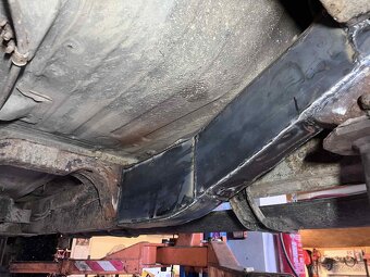 Nissan Navara D40 2.5 dCi 128kw - 10