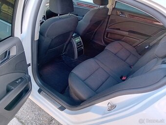 Škoda Superb 2010 2.0tdi DSG Elegance - 10