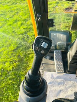 Kolesové rypadlo JCB 110W Hydradig - 10