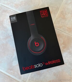Slúchadlá Beats Solo3 Wireless - vyvzdorované čierno/červené - 10