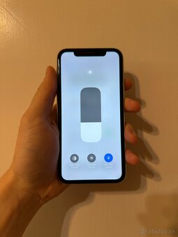 iPhone 11 64gb - Biely - 10