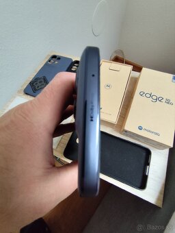 Motorola edge 50 Neo 8/256 - 10