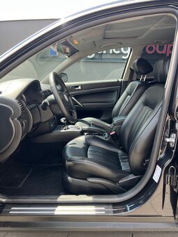 Volkswagen Passat 4.0 W8 4Motion - 10