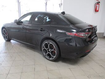Alfa Romeo Giulia Sprint Q4 2.0 Turbo 206 kW (280 PS) - 10