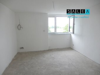 Pekný rodinný dom, 300 m2, kompletná rekonštrukcia, Hronské - 10