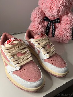 Travis Scott Air Jordan 1 Low Shy Pink,, - 10