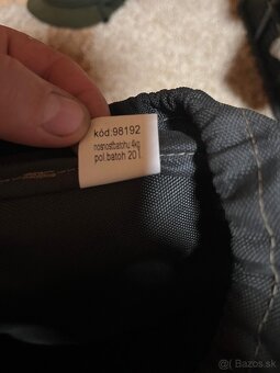 Set poľovnického oblečenia, ďalekohľad atď - 10