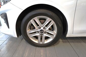 KIA CEED 1.6 Nafta 85 kW - 10