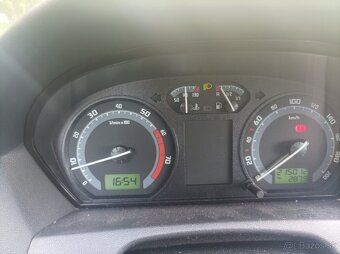 Predam skoda fabia 1.2htp 40kw - 10