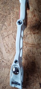 Olympijský luk, 25", pravacky stred Decut Basha, biely, ILF - 10