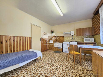 5 IZBOVÝ RODINNÝ DOM - FRIČOVCE - 10