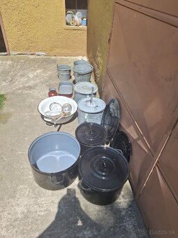 Predam Zavaraninove pohare a hrnce - 10