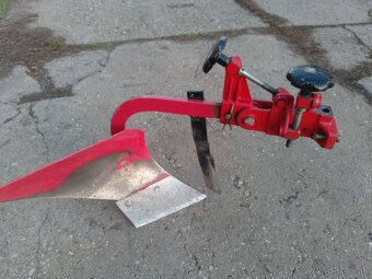 Vari oboustranný,jednostranný pluh, nastavovací těleso - 10