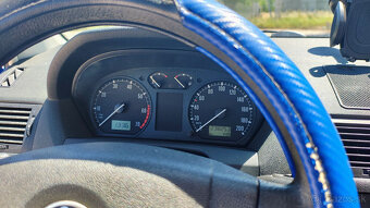 Skoda Fabia 1.4mpi 2000rok - 10