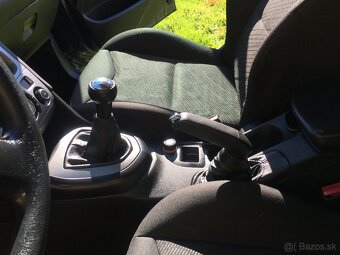 Peugeot 308 1.6 benzín 2008 - 10