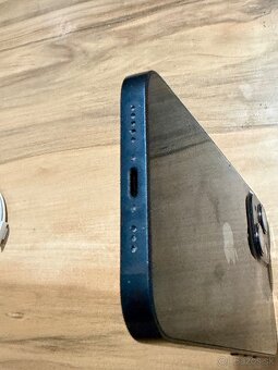 Predám Apple IPhone 13 128GB Black Základné Známky - 10