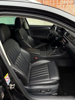 Superb Premium 2.0tdi DSG MATRIX VIRTUAL - 10