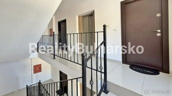 Prodej zařízeného apartmánu 2+kk s výhledem na moře Elenite - 10