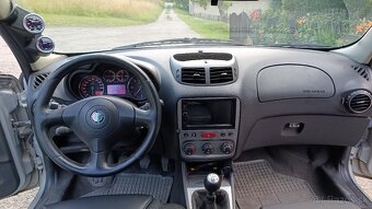 Alfa Romeo 147 1.9 JTDm 88kw - 10