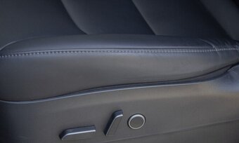 Tesla Model Y Long Range 378kW - 10