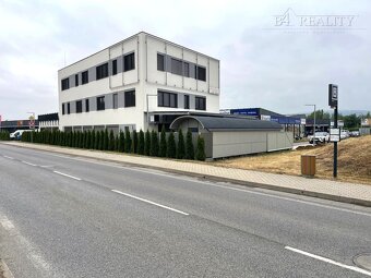 Obchodný / kancelársky priestor 70 m2, 2x parkovacie státie, - 10