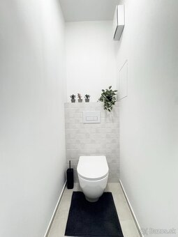 NA PRENÁJOM NOVO-ZREKONŠTRUOVANÁ GARSONKA - 10