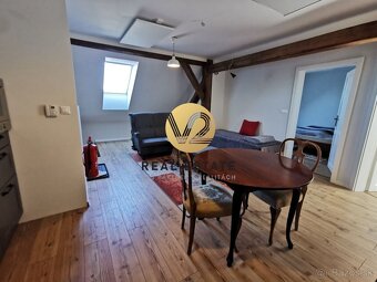 Na PREDAJ Sýpka - reštaurácia, bar s bytom a izbami. - 10