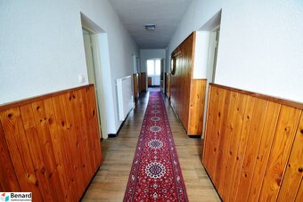 ZREKONŠTRUOVANÝ RODINNÝ DOM, 3 PODLAŽNÝ, PODOLÍNEC; - 10