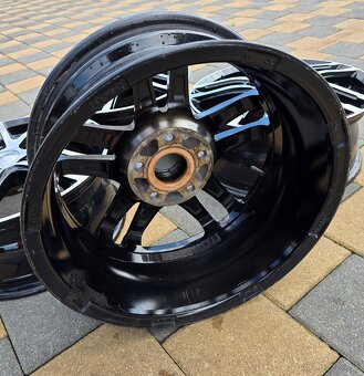 disky DEZENT 5x112 ET43 6.5J R16 VW Golf - 10