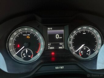 Škoda Octavia 3 2.0TDI Edition - 10