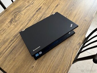 15"/Lenovo/Notebook/i5/6GB RAM/256GB SSD/Intel HD grafika 2 - 10