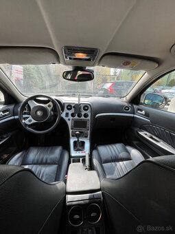Alfa Romeo 159 Sedan 2.4 JTDm 147 kW, manuál - 10