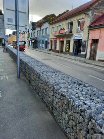 Prenajom obchodného priestoru s parkovanim v centre Trencina - 10
