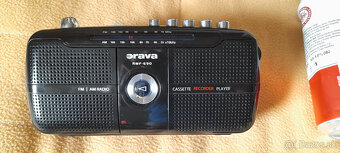Predám rádio s USB PHILIPS a rádiomagnetofón ORAVA - 10