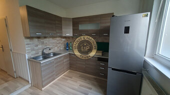 PREDAJ: 3 izbový byt 68 m2 + loggia ul. L. Svobodu - 10